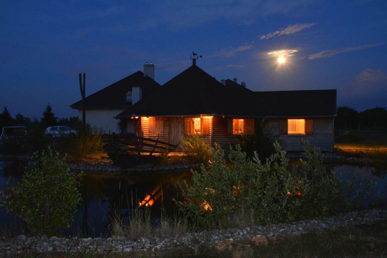 Lila Akac Vendeghaz Hotel Dabrony Екстериор снимка