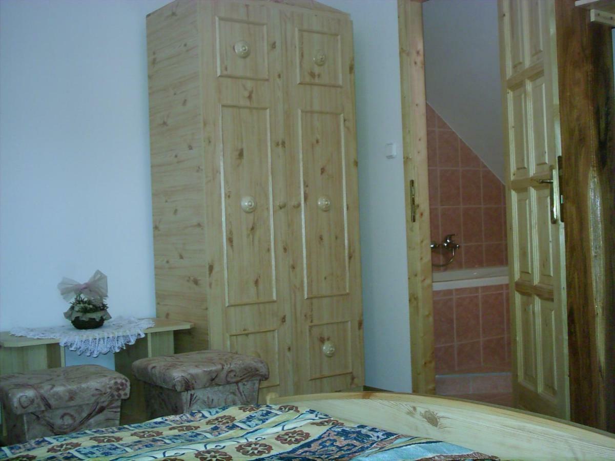 Lila Akac Vendeghaz Hotel Dabrony Екстериор снимка